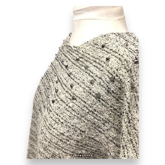 H&M Women’s Half Sleeve Crew Neck Speckled Knit Spike Studded Sweater, Size M - Picture 4 of 9